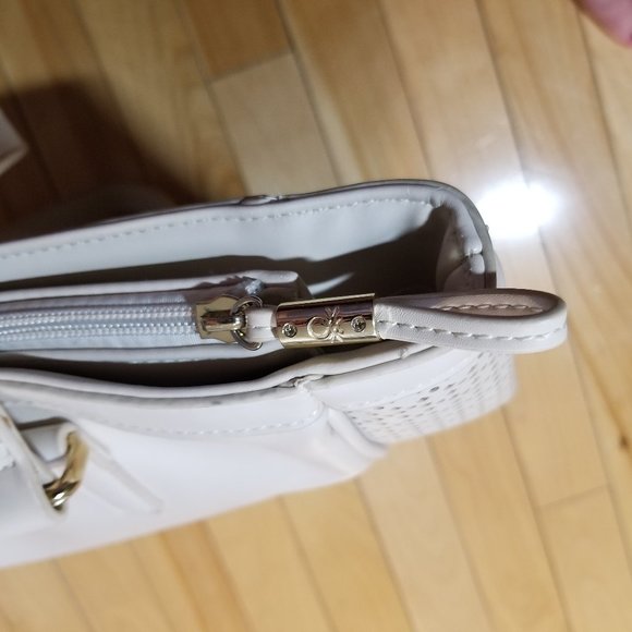 BENETTON tote - Picture 6 of 9